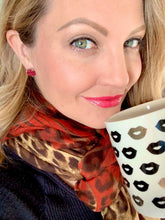 Load image into Gallery viewer, Scarlet