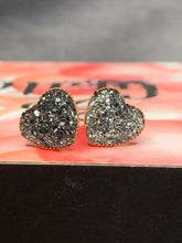 Load image into Gallery viewer, Smitten