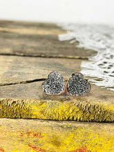 Load image into Gallery viewer, Smitten