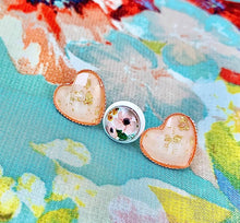 Load image into Gallery viewer, Magnolia