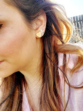 Load image into Gallery viewer, Magnolia