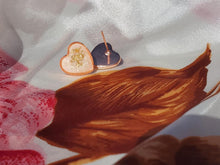 Load image into Gallery viewer, Magnolia