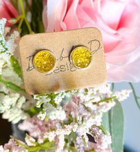 Load image into Gallery viewer, Belle 8mm