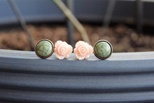 Load image into Gallery viewer, Olive