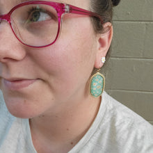 Load image into Gallery viewer, Dangles - Field of Daisies