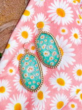 Load image into Gallery viewer, Dangles - Field of Daisies
