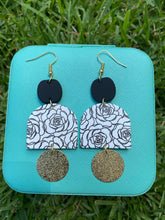 Load image into Gallery viewer, Dangles-Lavish