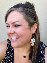 Load image into Gallery viewer, Dangles-Lavish