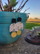 Load image into Gallery viewer, Dangles-Lavish