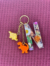 Load image into Gallery viewer, Custom Initial and Charm Keychain