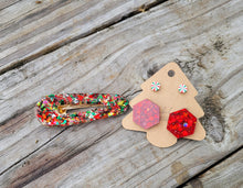 Load image into Gallery viewer, Merry