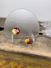 Load image into Gallery viewer, Red Kingdom