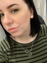 Load image into Gallery viewer, Magnolia