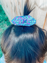 Load image into Gallery viewer, Hair Barrettes- Arendelle
