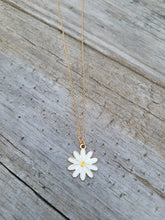 Load image into Gallery viewer, Necklace-Gerbera
