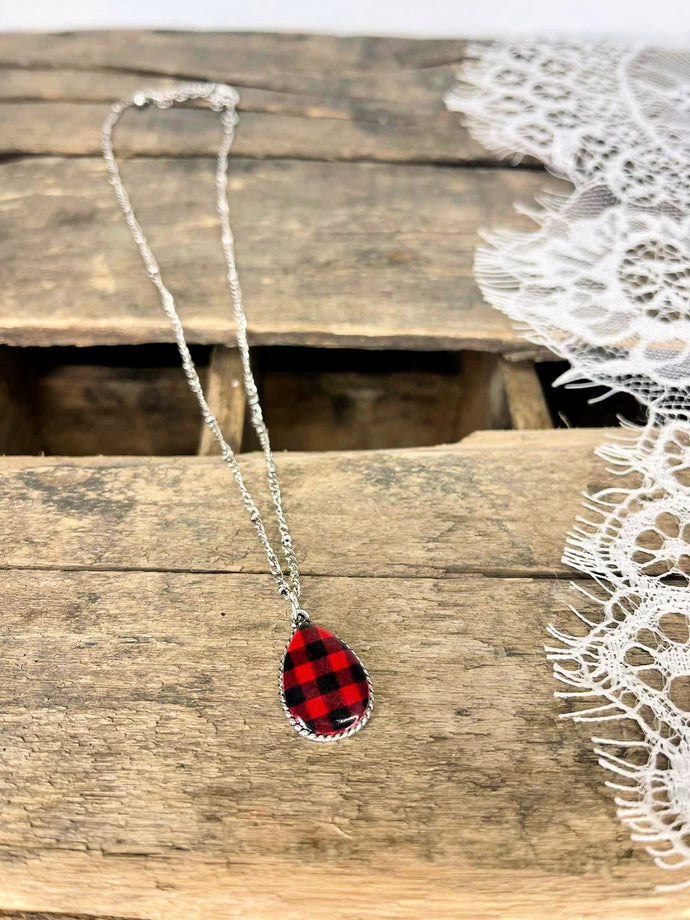 Red Wrapping Necklace